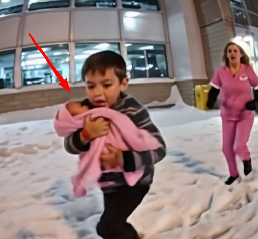 7-Year-Old Boy Walked Into the ER Carrying His Little SisterโWhat He Said Broke