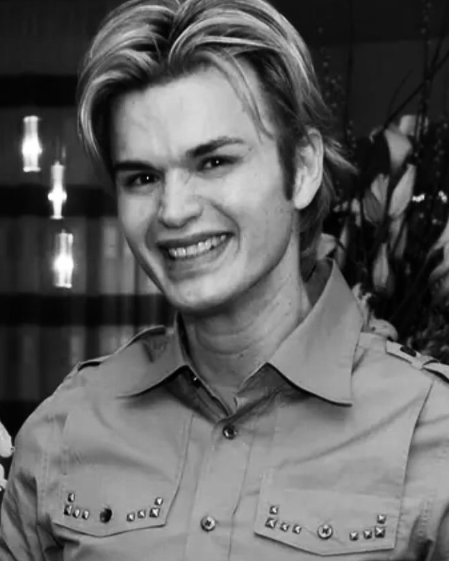 Silence in Hollywood: The Man Behind the Stars Has Died Suddenly at 55” 🕊️