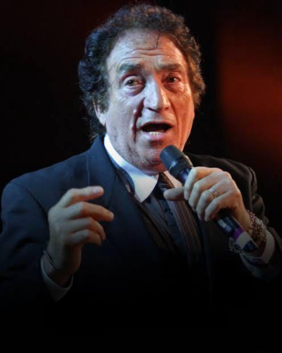 A Legendary Voice That Made Millions Sing Is Gone