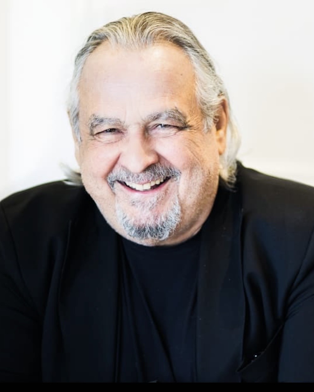 Unbelievable Loss Shocks the World — Beloved Screen Icon Gone Forever!