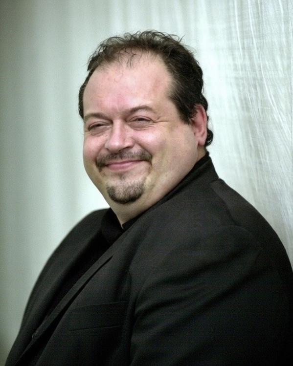 Heavy Hearts Worldwide as the Legendary Comedy Genius Leaves Us Forever!