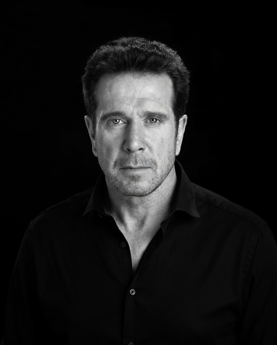 Tragedy Strikes Hollywood: โThe Wireโ Star Dies in Devastating Accident at 62