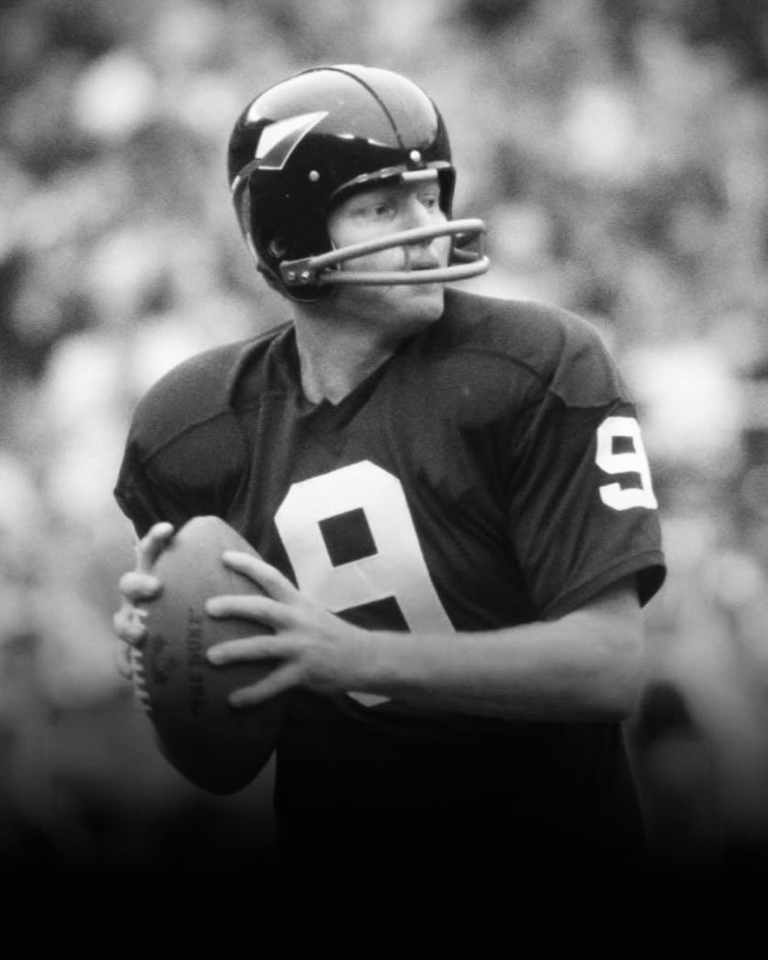 An NFL Legend Has Passed Away, Painful Details Emerge