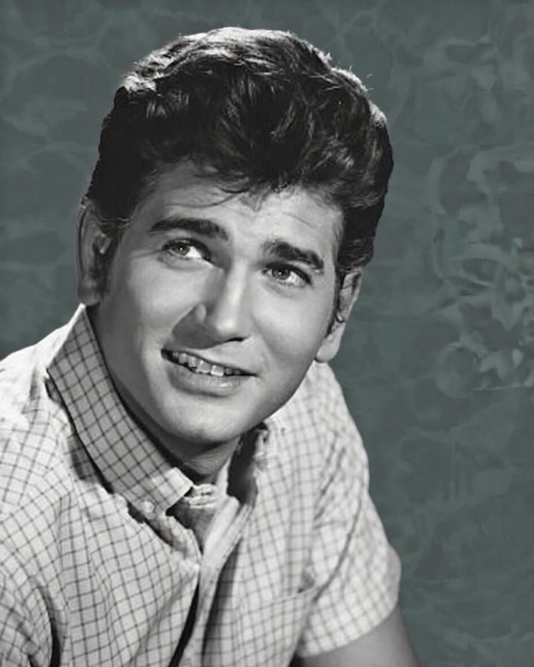 Can You Guess Who He Is? The TV Legend Who Touched Millions of Hearts