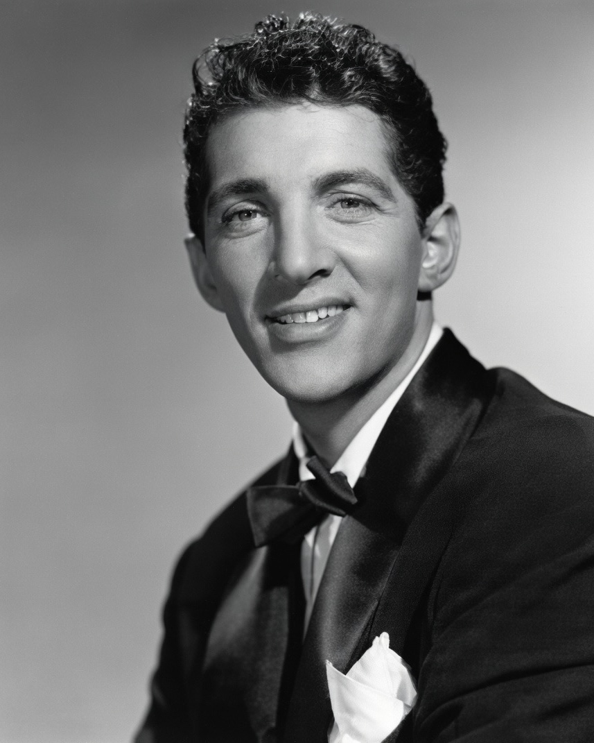 The Smooth Voice That Captivated Millions… But Almost Nobody Remembers His Secret Life”