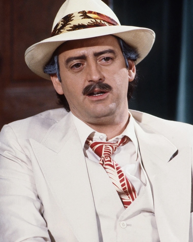 HEARTBREAKING: Comedy Legend’s Hidden Struggles Revealed After His Passing — Fans Shocked by Untold Details