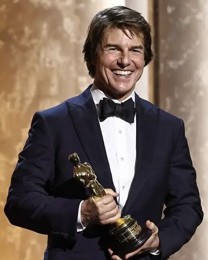 SECRET FILES: The Mysterious Life of Tom Cruise That Hollywood Never Talks About