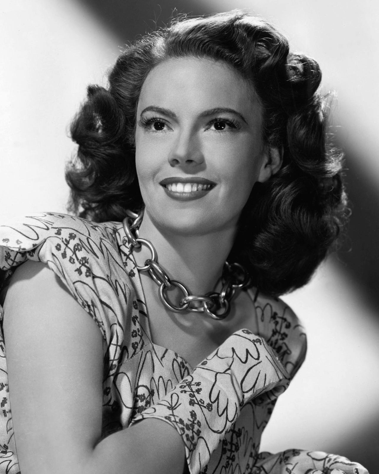 REMEMBERING: The Elegant Star Who Quietly Conquered Hollywood and Hearts