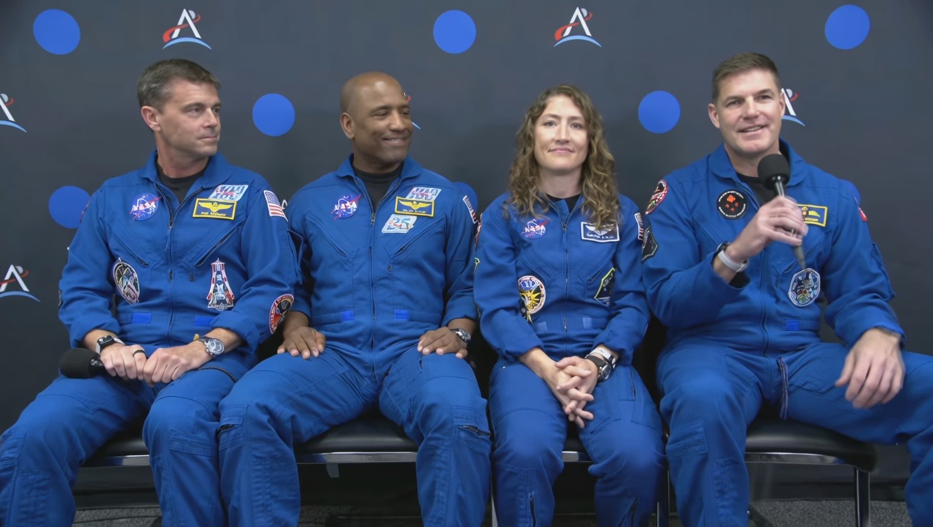 What Astronauts Saw on the Dark Side of the Moon Will Shock the World…