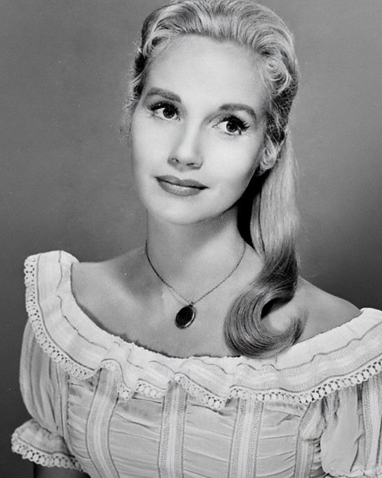 “A Living Legend From Hollywood’s Golden Age Still Standing Today”