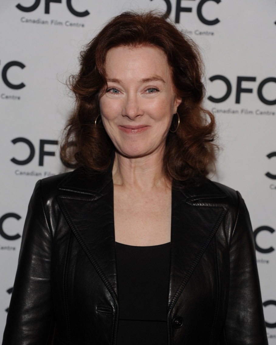 “Shocking Loss: Emmy-Winning Star Dies After Secret Cancer Battle at 71”