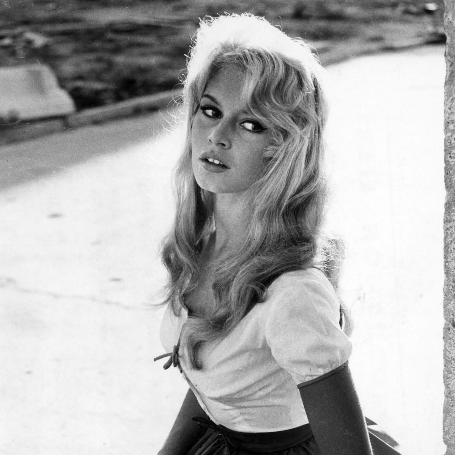 She once conquered Hollywood… today the world mourns her