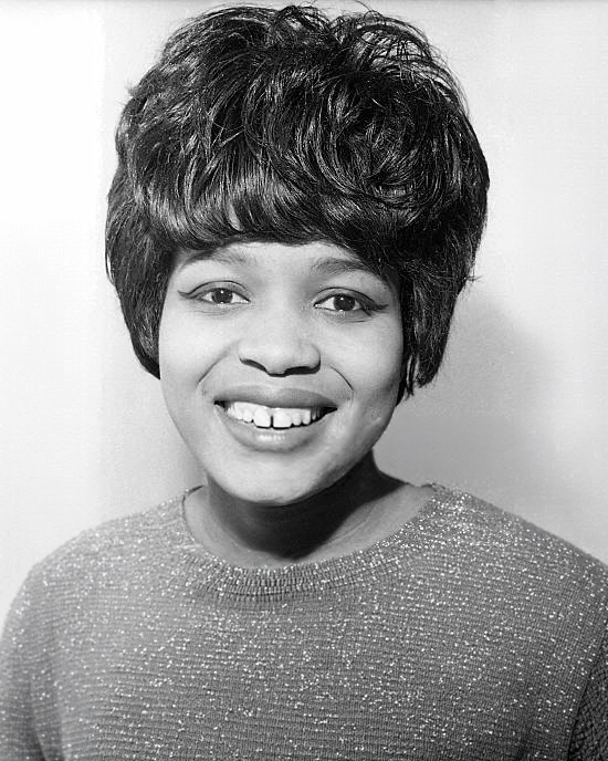 The voice that made the world dance… but the story behind it will break your heart