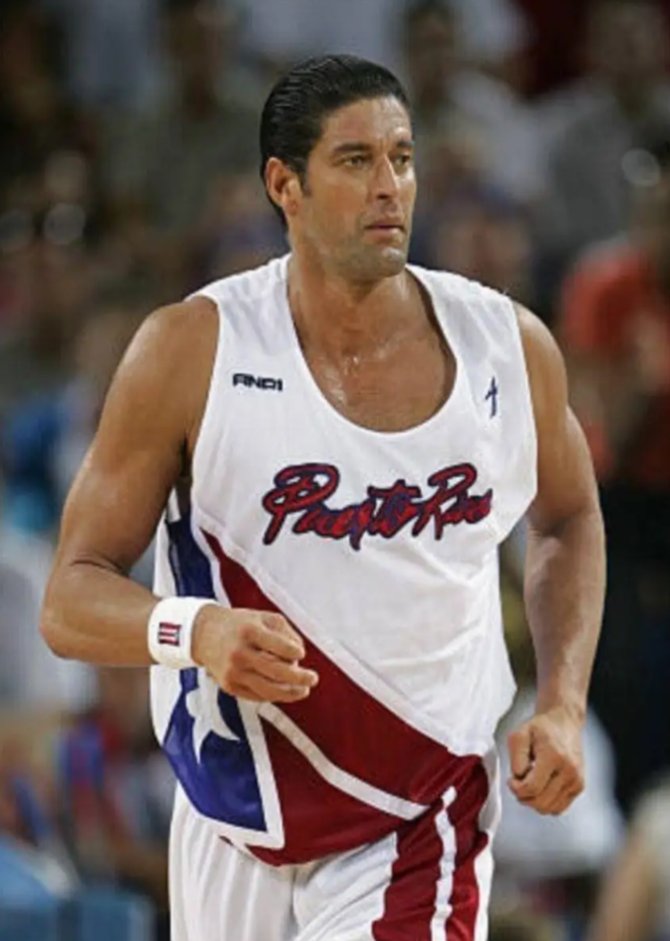 The Basketball World Mourns the Loss of a Legend – Rest in Peace”