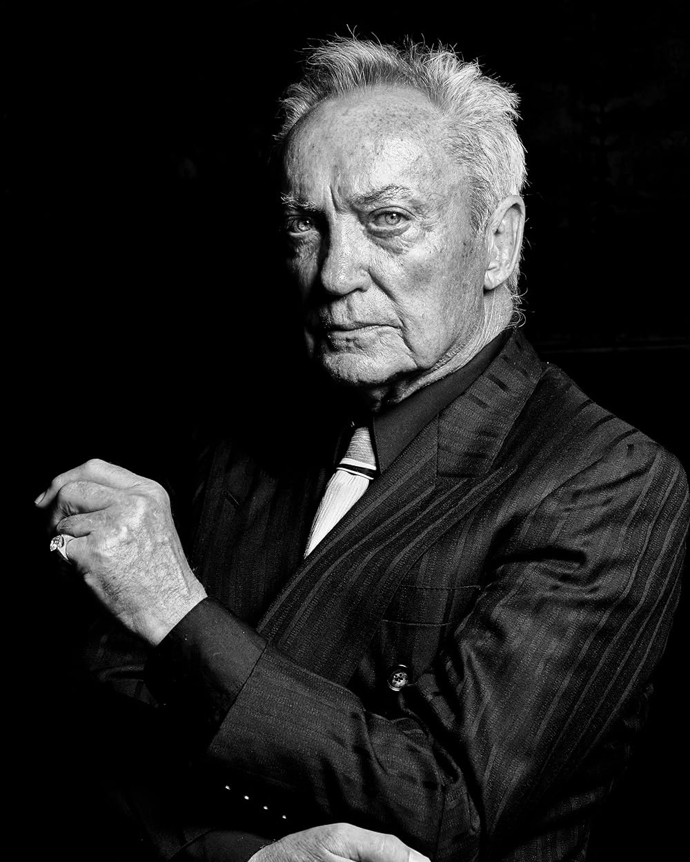 The Face Behind Cinema’s Darkest Characters Has Fallen — A Legendary Presence in Film History Dies at 81