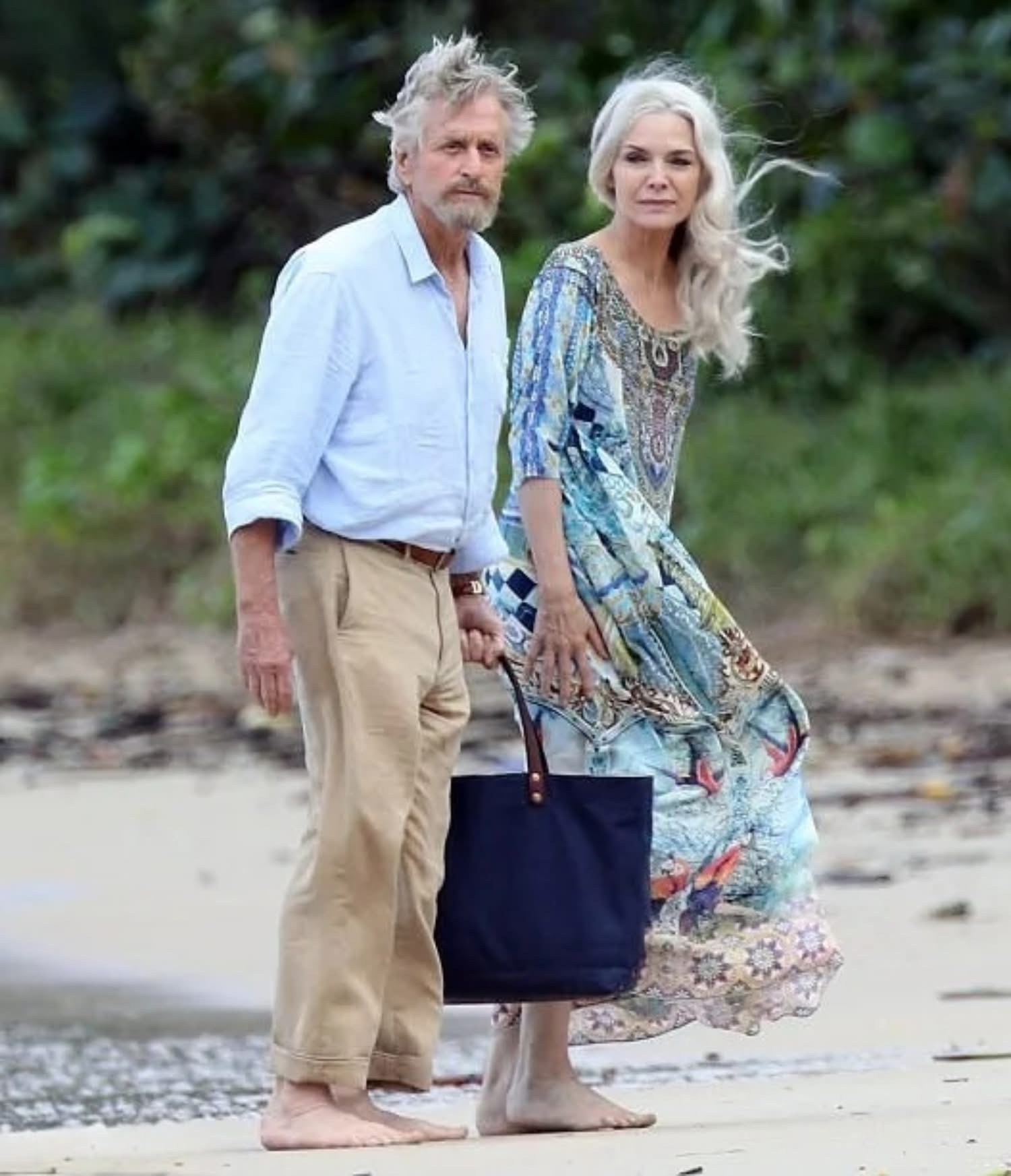 Hollywood Fans Couldn’t Believe Who Paparazzi Just Spotted Together in 2026