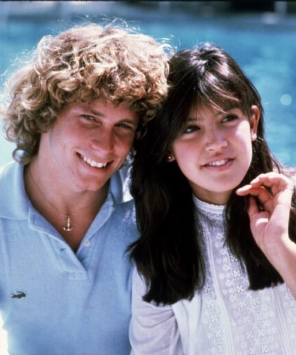 The Secret Struggle Behind a Teen Idol’s Perfect Smile
