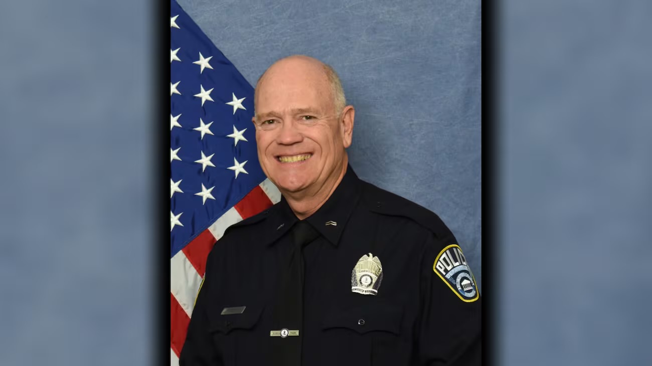 Officer who called in Sept. 11 attack on Pentagon dies from service-related cancer