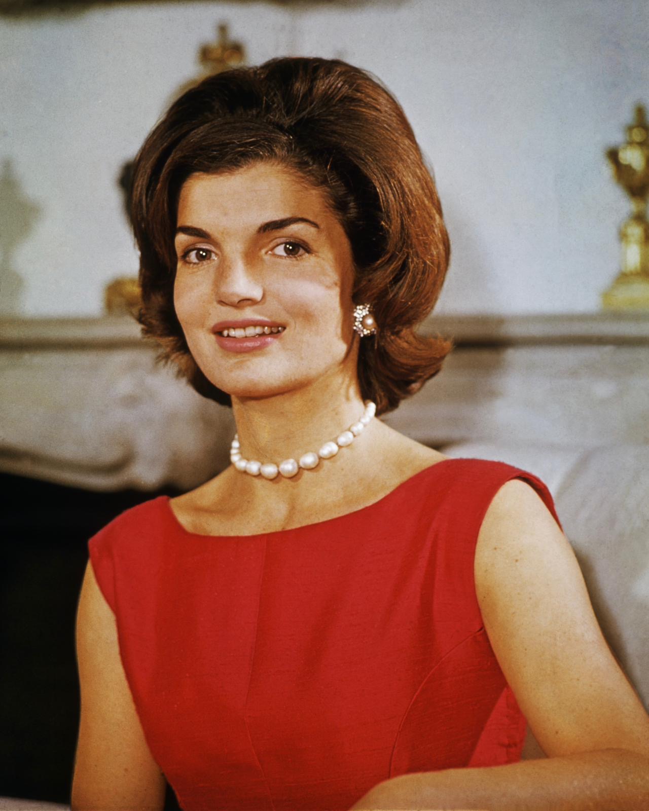 She Was America’s Most Elegant First Lady… But Her Final Years Broke Hearts