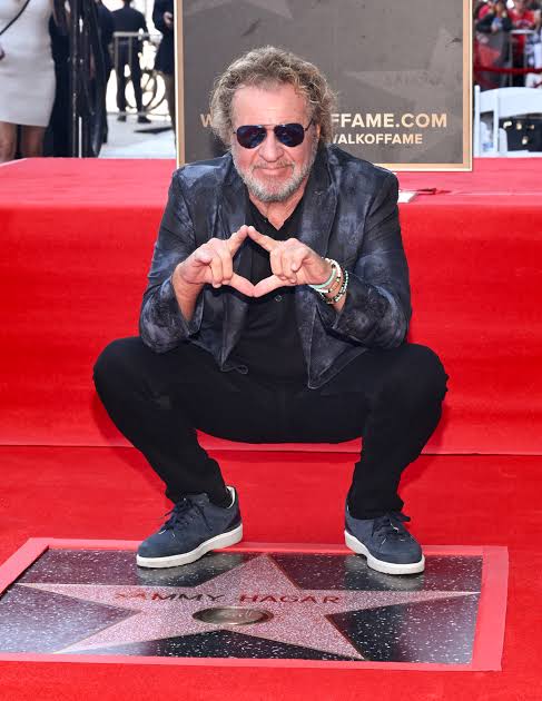 Rock Legend Still Standing: The Final Public Moments That Shocked Fans Worldwide