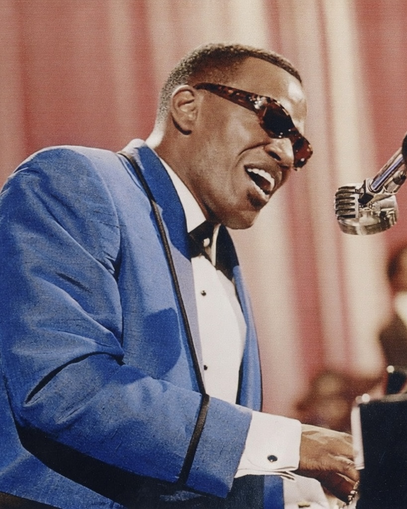 22 Years Later, The Painful Truth Behind a Music Legend’s Final Goodbye