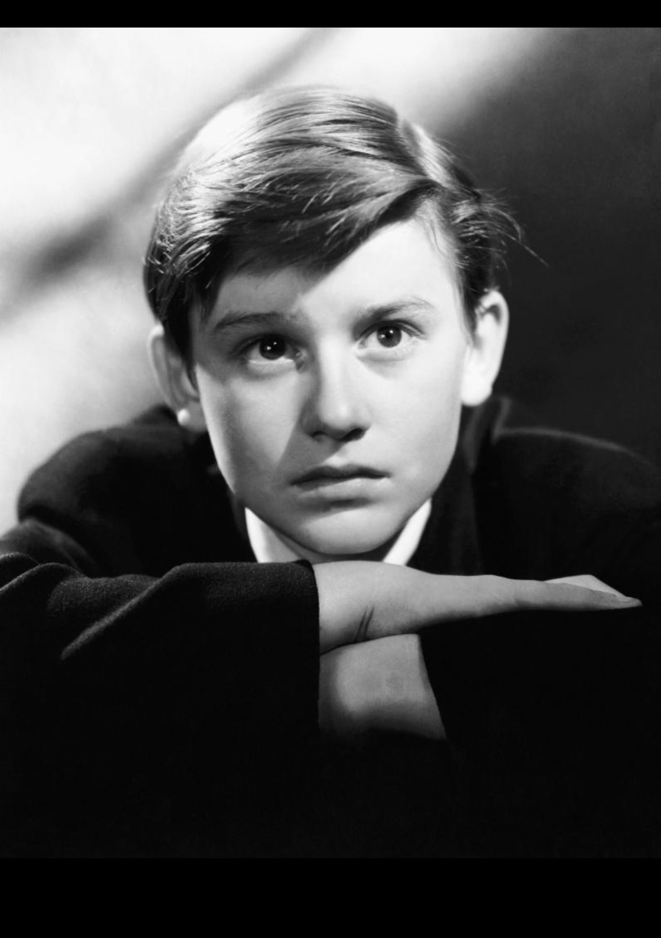 In 1963, he made a powerful return to the big screen with the historical film.