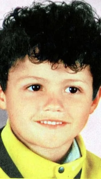 HE WAS JUST A LITTLE BOY WHEN LIFE GAVE HIM PAIN MOST CHILDREN COULD NEVER IMAGINE… YEARS LATER, HE WOULD BECOME A LEGEND